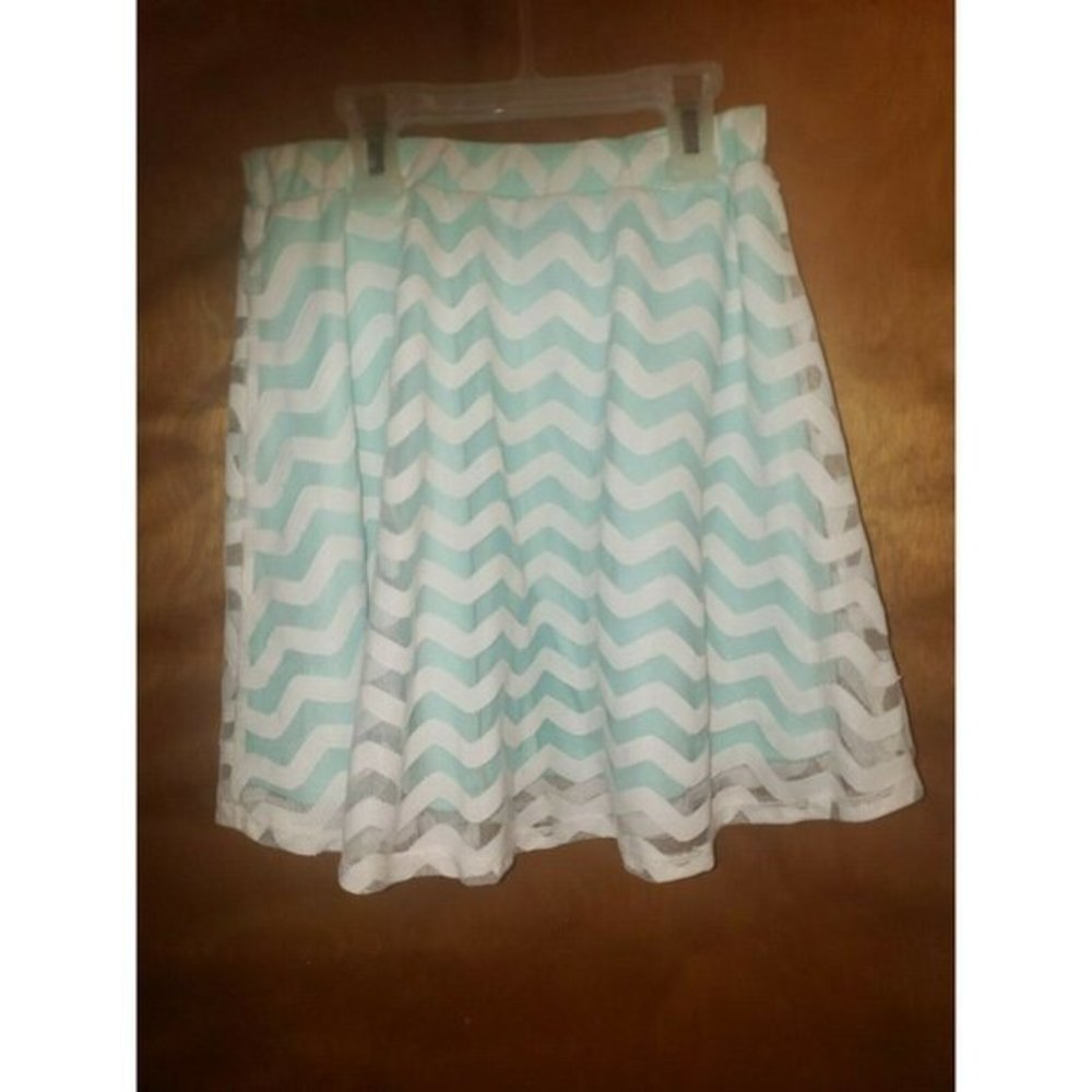 Pinky Combo Shirt and Skirt Set Girl's Sea foam Green Zig Zag Size 8 - Picture 3 of 5